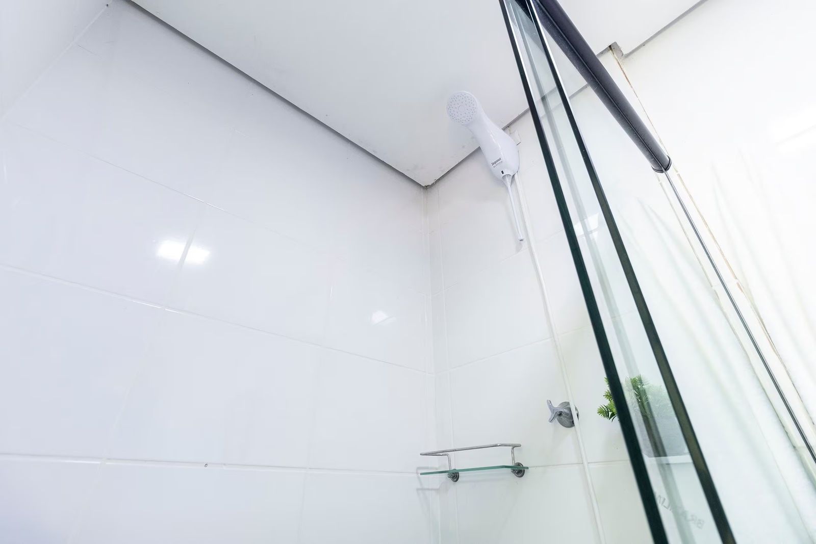 Box com revestimento branco