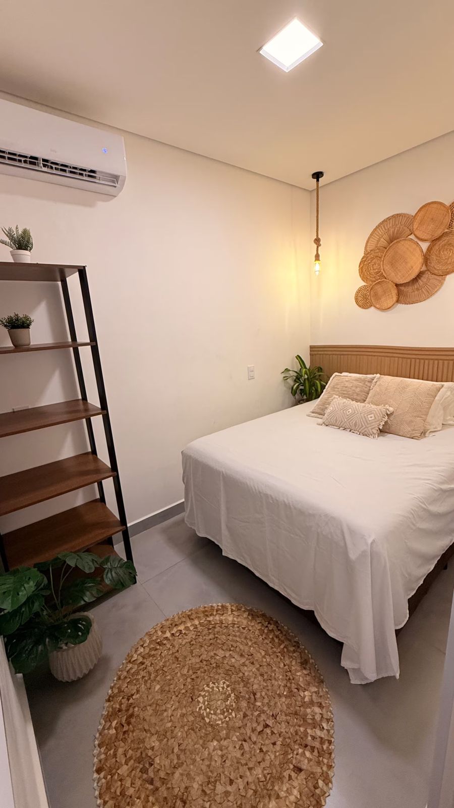 Quarto de casal com ar-condicionado